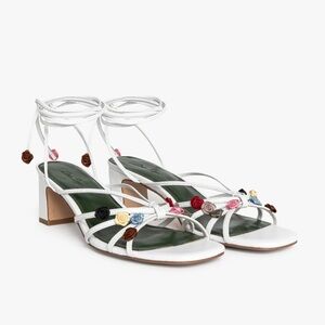 Lisa Says Gah Margot Rosette Sandal / New in Box / S9 / white strappy sandal